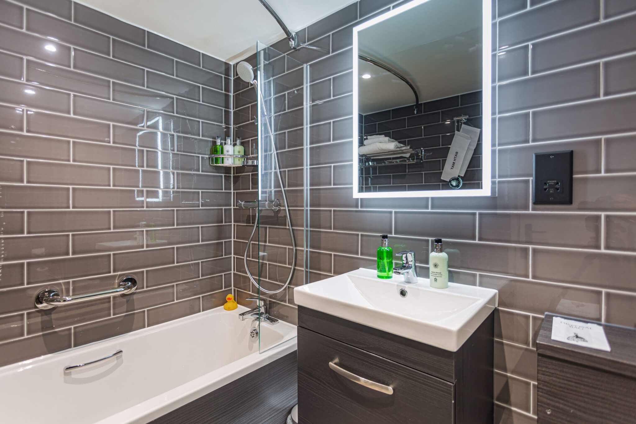 Classic Double Room Hotel Amesbury 13 scaled