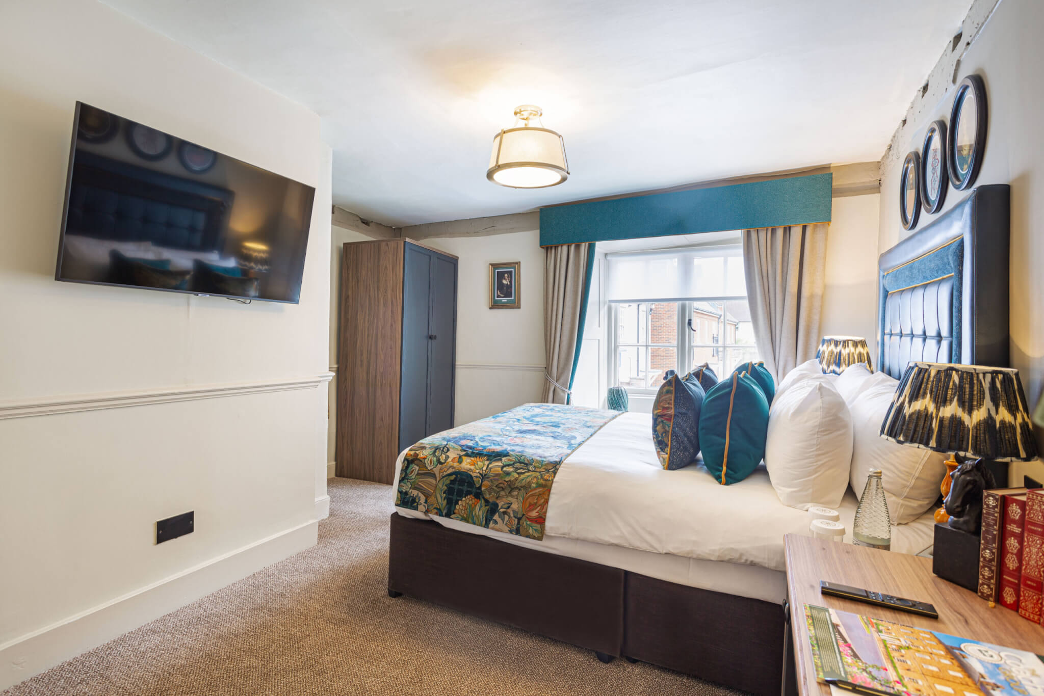 Classic Double Room Hotel Amesbury 48 scaled