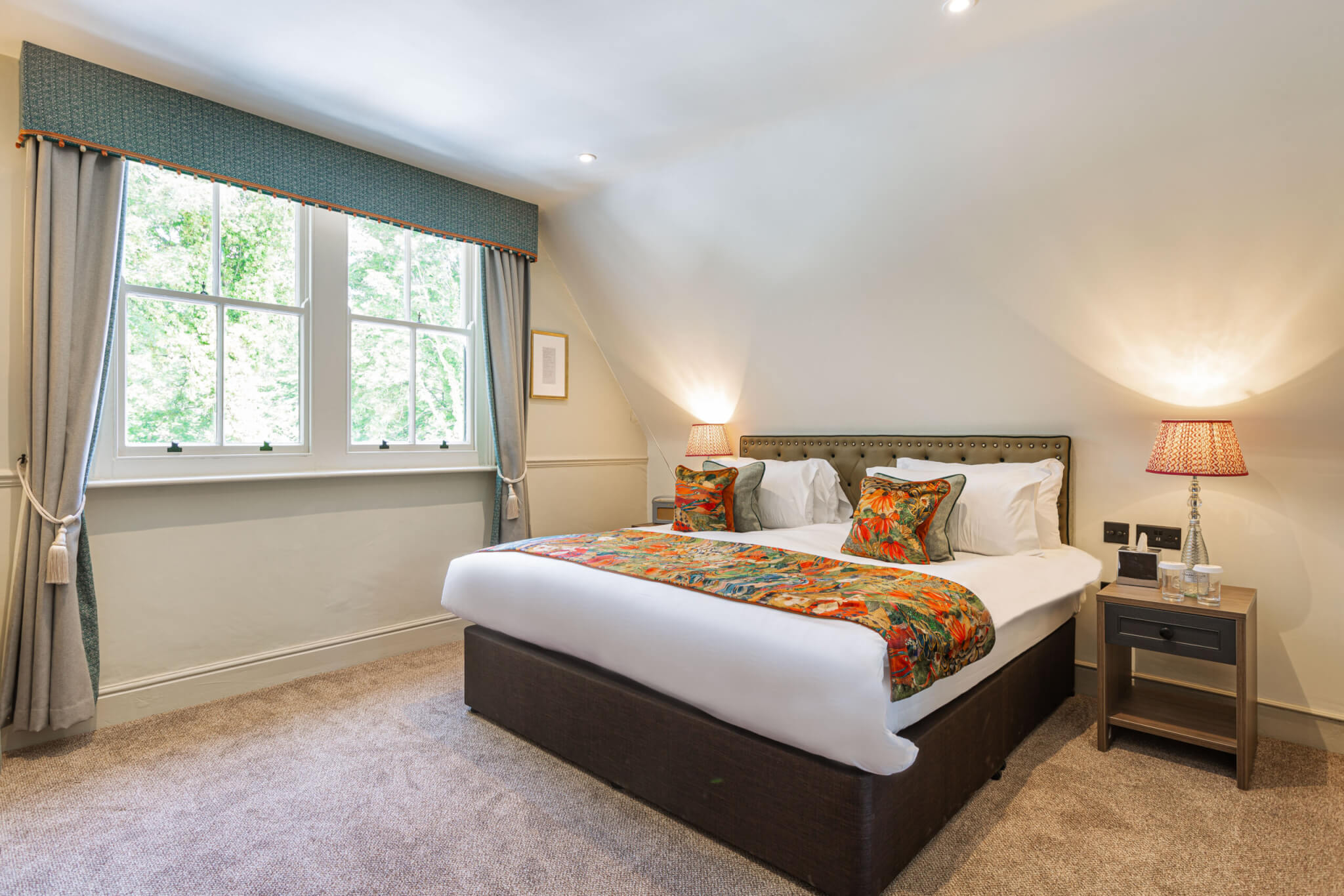 Deluxe Double Room Hotel Amesbury 22 scaled