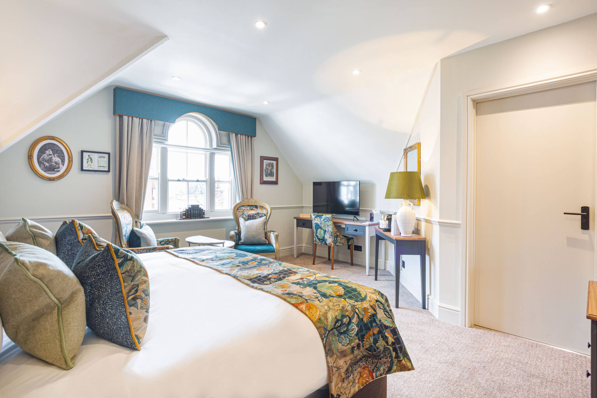 Superior Double Room Hotel Amesbury 7 scaled