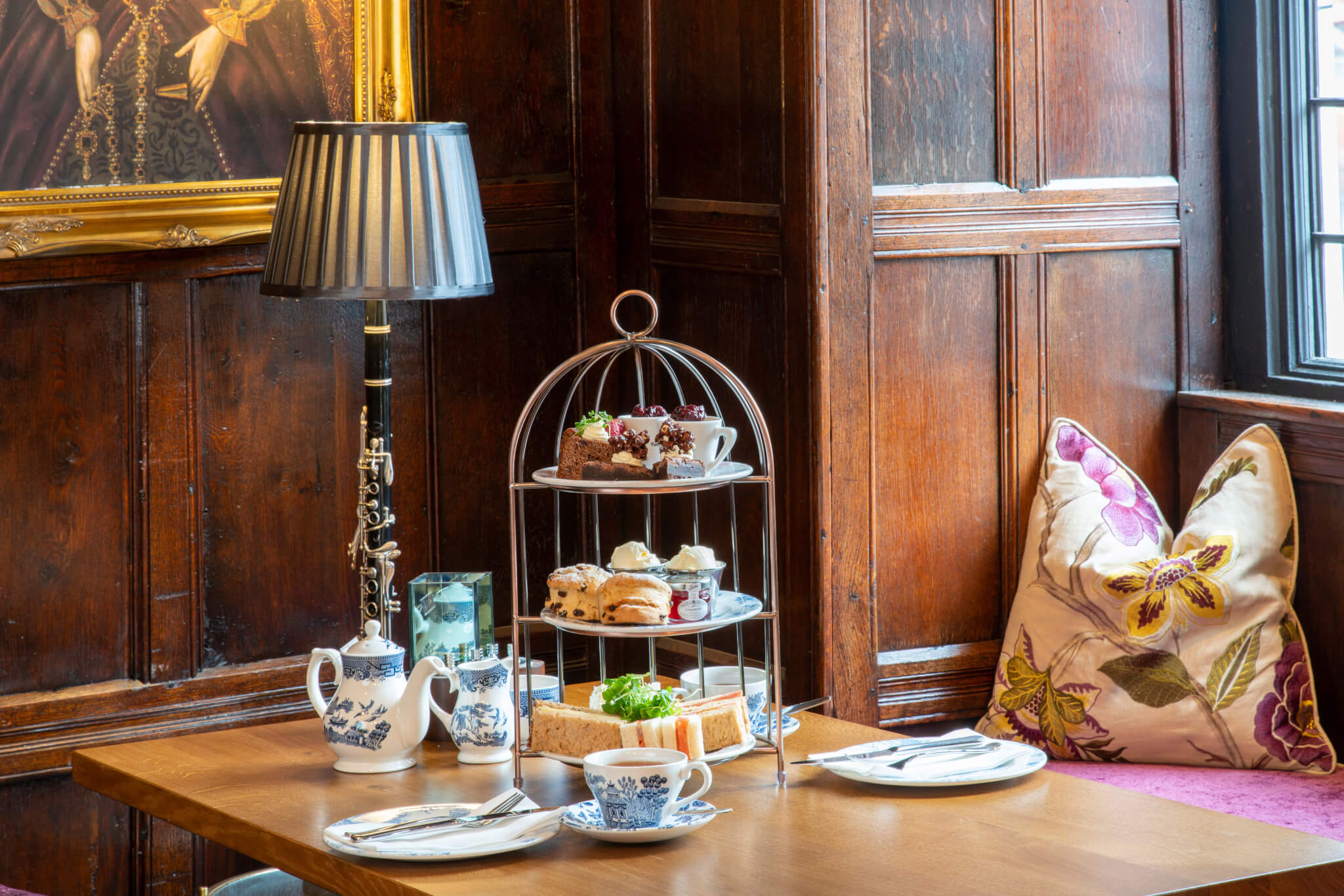The George Hotel Amesbury Afternoon Tea